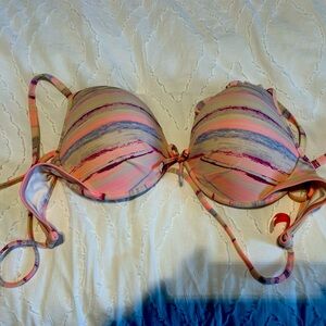 Victoria’s Secret bikini top size 36D